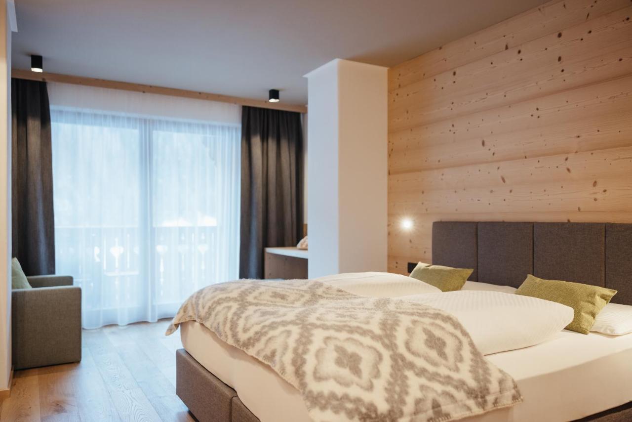 Berghotel Sanvi San Martino in Badia Zewnętrze zdjęcie