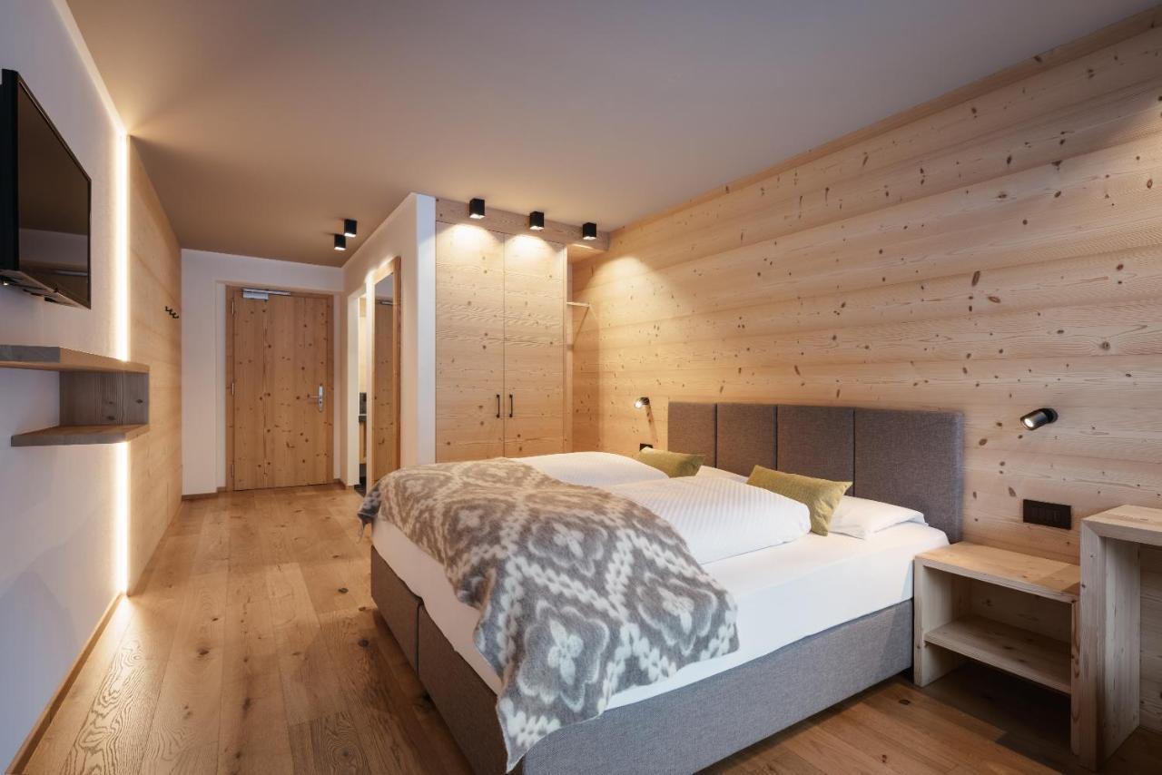 Berghotel Sanvi San Martino in Badia Zewnętrze zdjęcie