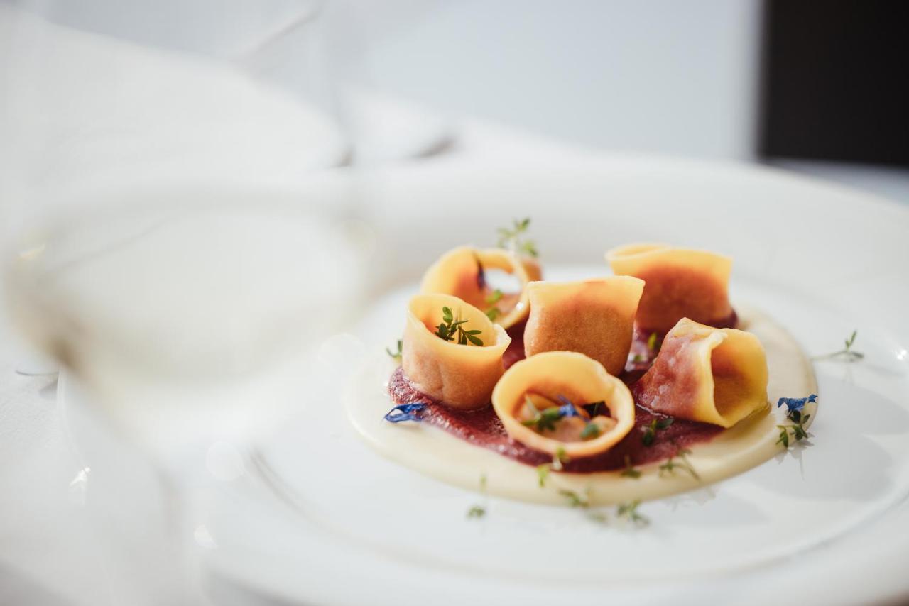 Berghotel Sanvi San Martino in Badia Zewnętrze zdjęcie