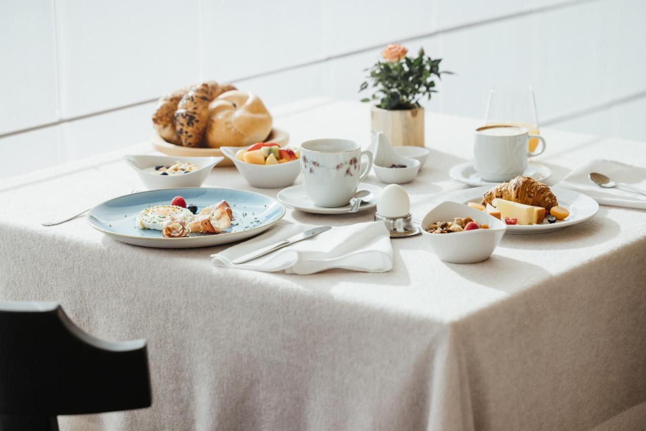 Berghotel Sanvi San Martino in Badia Zewnętrze zdjęcie