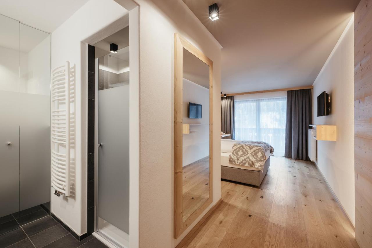 Berghotel Sanvi San Martino in Badia Zewnętrze zdjęcie