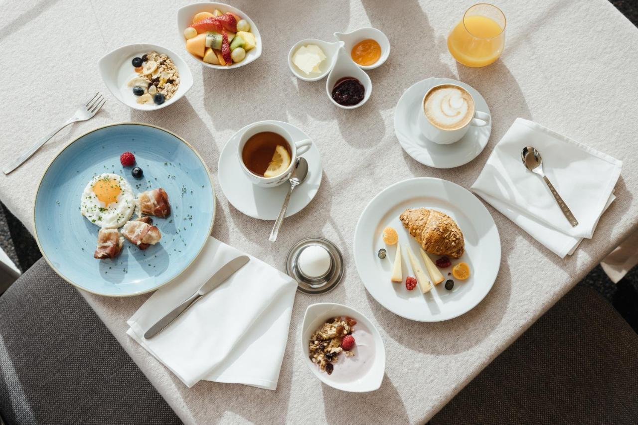 Berghotel Sanvi San Martino in Badia Zewnętrze zdjęcie