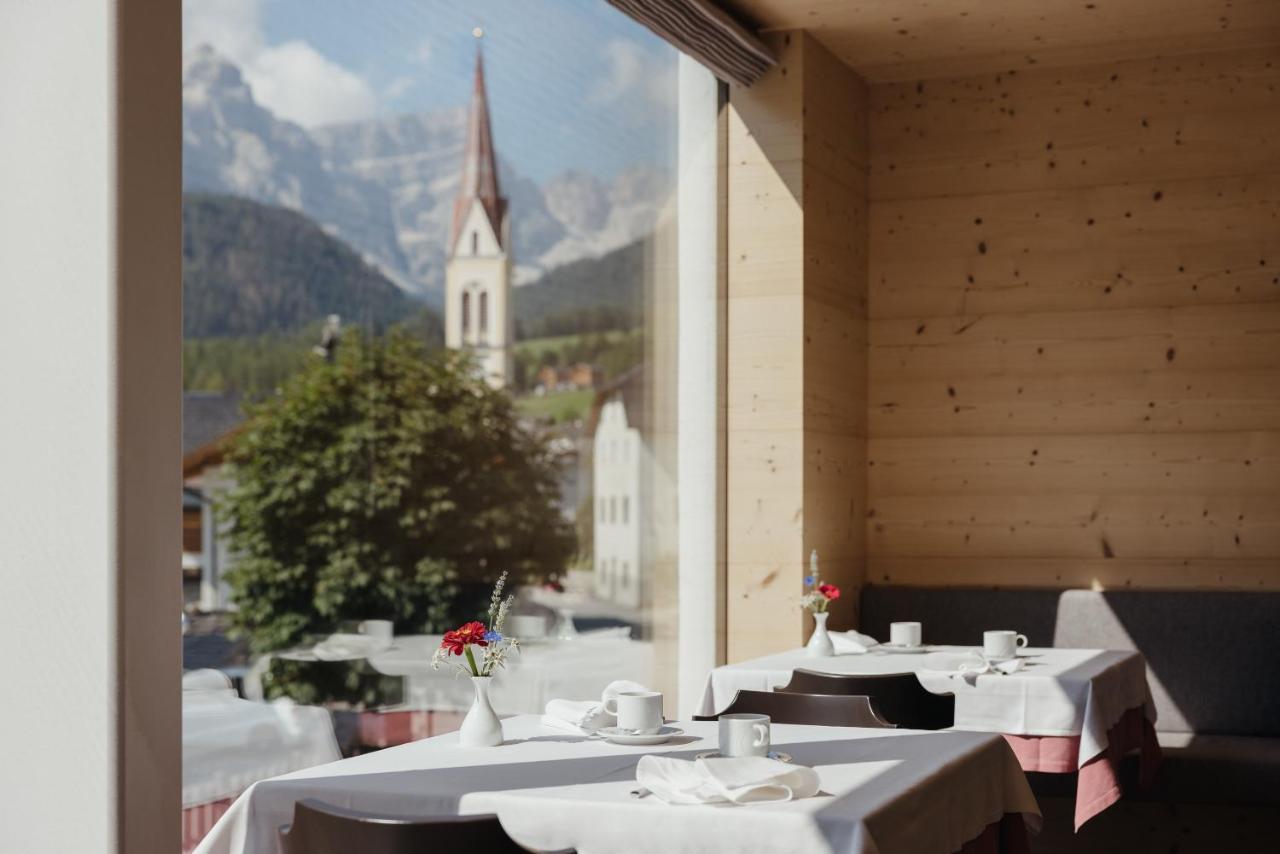 Berghotel Sanvi San Martino in Badia Zewnętrze zdjęcie