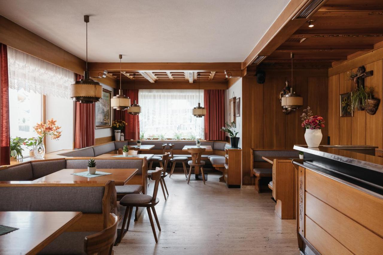 Berghotel Sanvi San Martino in Badia Zewnętrze zdjęcie