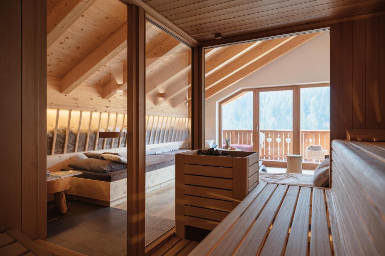 Berghotel Sanvi San Martino in Badia Zewnętrze zdjęcie