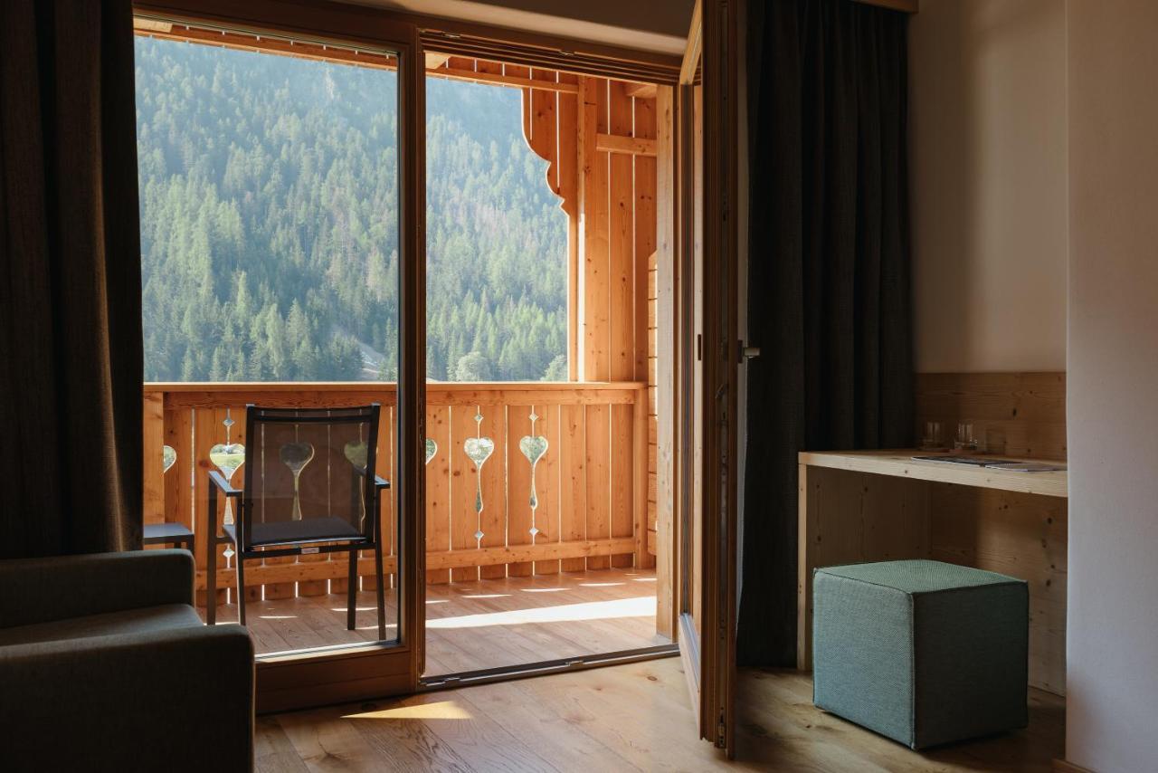 Berghotel Sanvi San Martino in Badia Zewnętrze zdjęcie