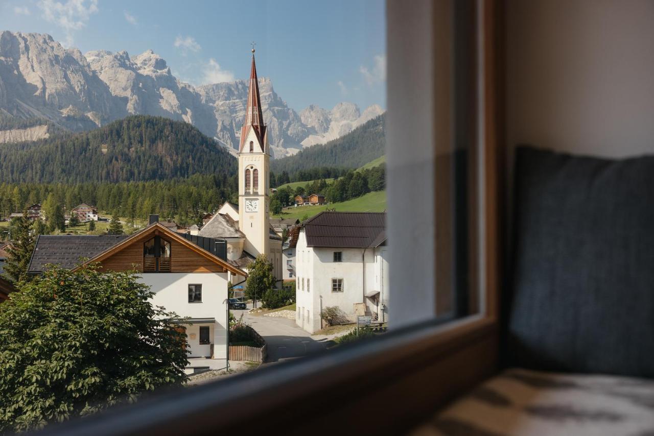 Berghotel Sanvi San Martino in Badia Zewnętrze zdjęcie