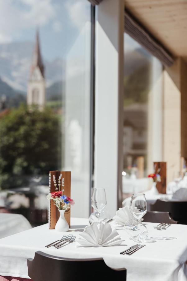 Berghotel Sanvi San Martino in Badia Zewnętrze zdjęcie