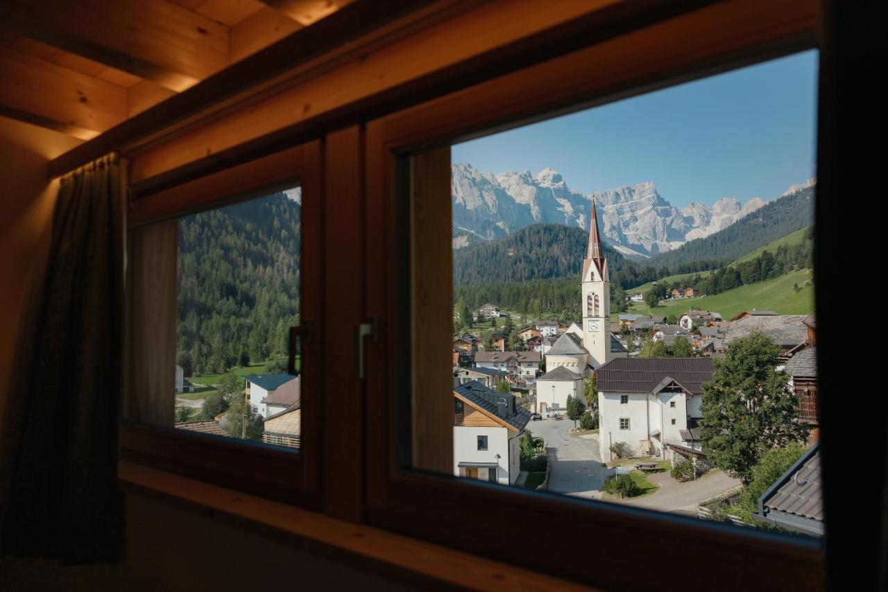 Berghotel Sanvi San Martino in Badia Zewnętrze zdjęcie